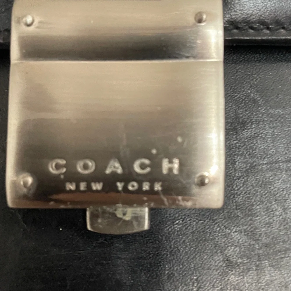 VTG COACH ATTACHE